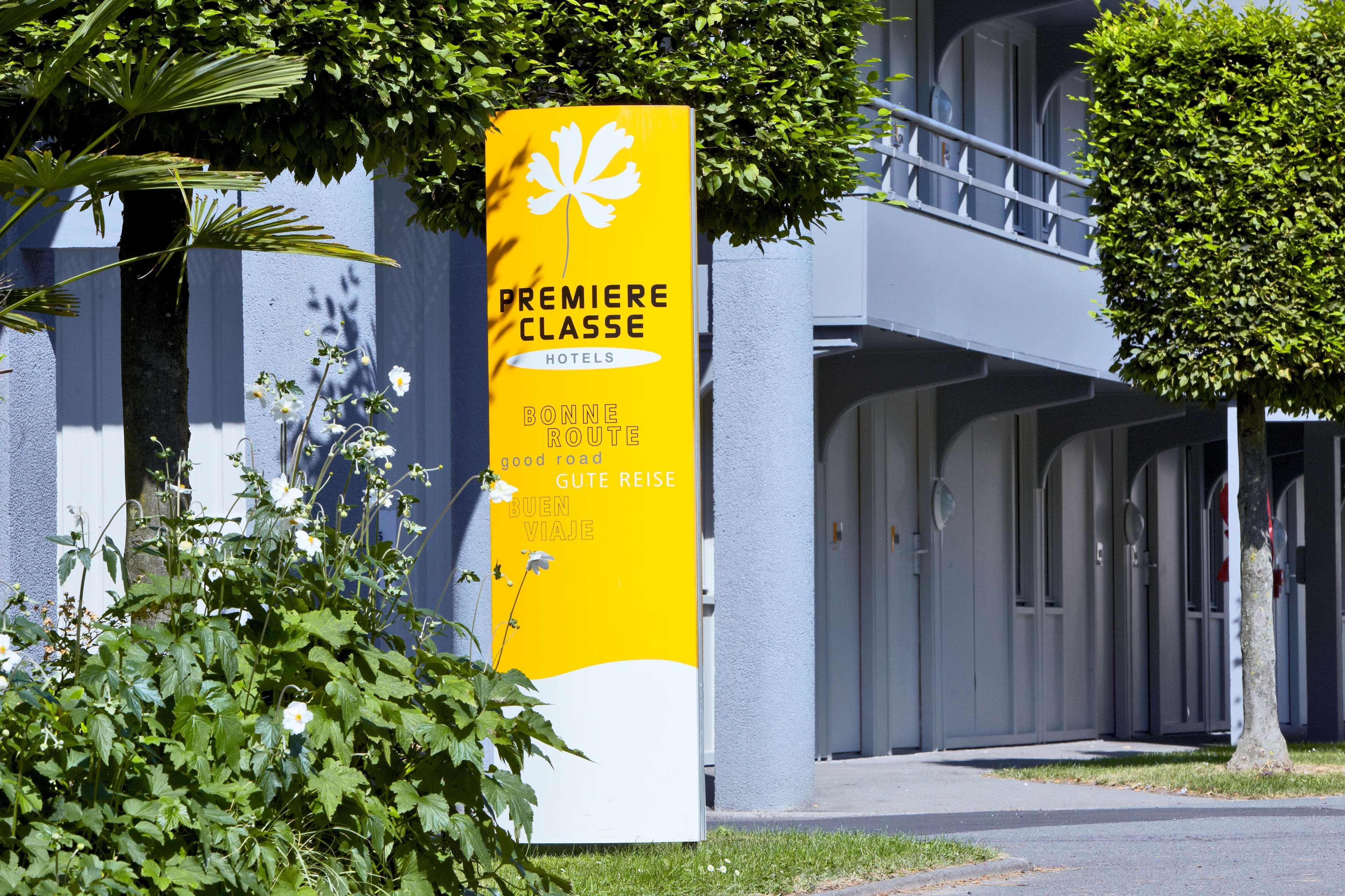 Premiere Classe Grenoble Nord Moirans Exterior photo